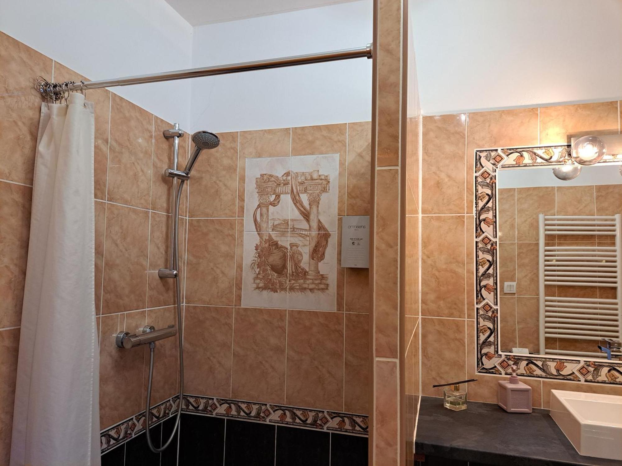La Barde Montfort, Votre Maison D'Hotes A 4 Kms De Sarlat Dordogne Vitrac  Εξωτερικό φωτογραφία